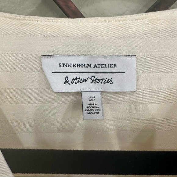 & Other Stories Stockholm Atelier Faux Wrap Cropped Top 4 - Picture 5 of 7